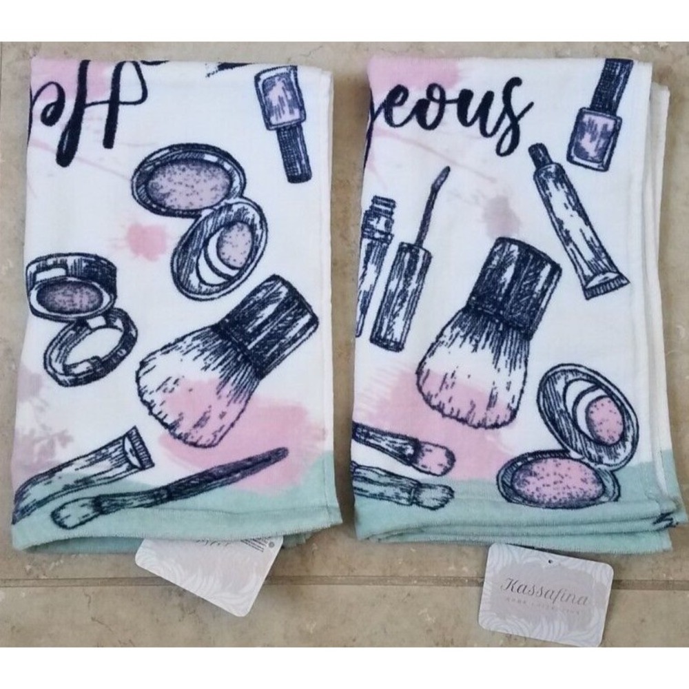 2-Kassafina "Hello Gorgeous" Hand Towel Makeup Lipstick Beauty Mint Green NEW